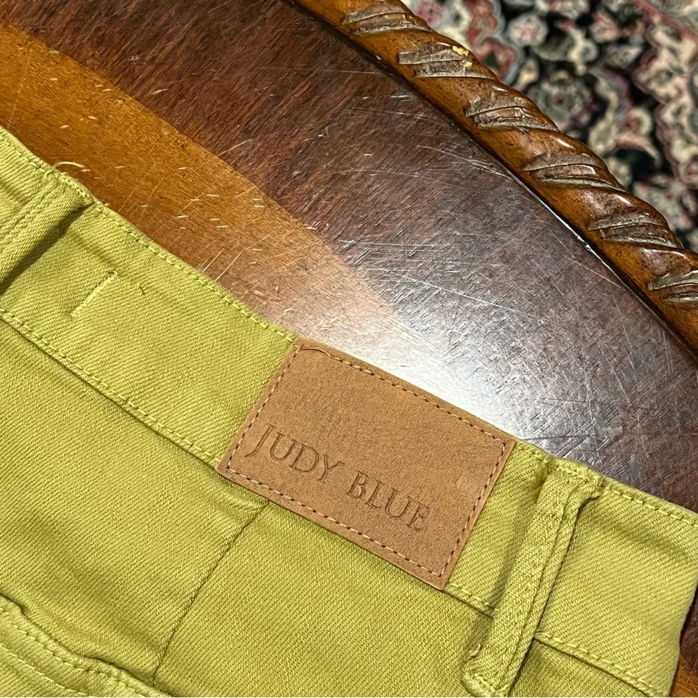 Judy Blue High Rise Straight Leg Cargo Pants Matcha Green
16W - Picture 9 of 16